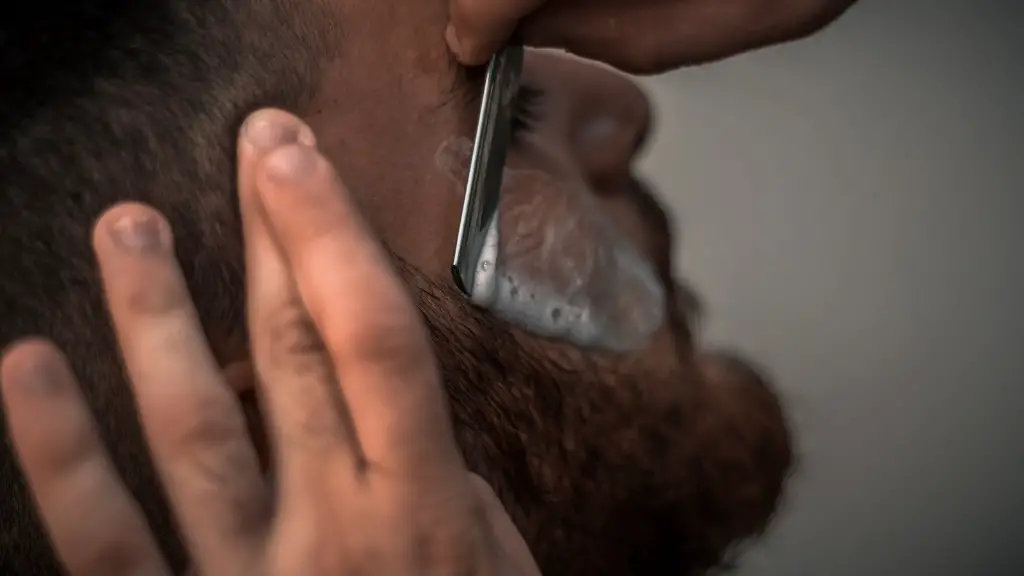 How To Clip Beard