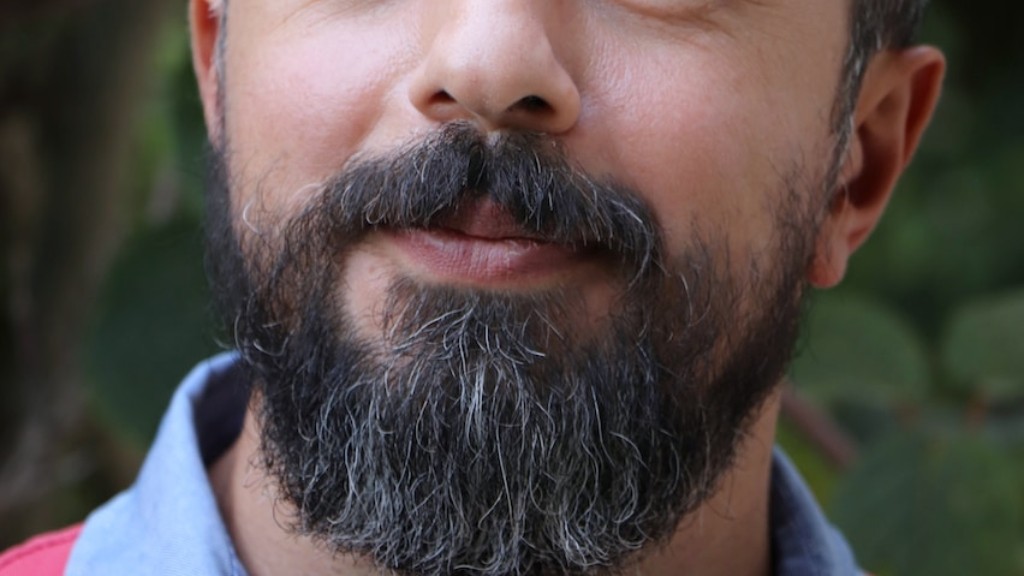 How To Lighten A Dyed Beard