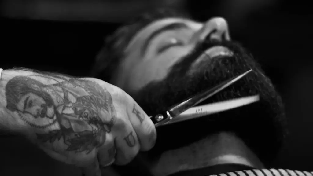 How Low Should Beard Go On Neck