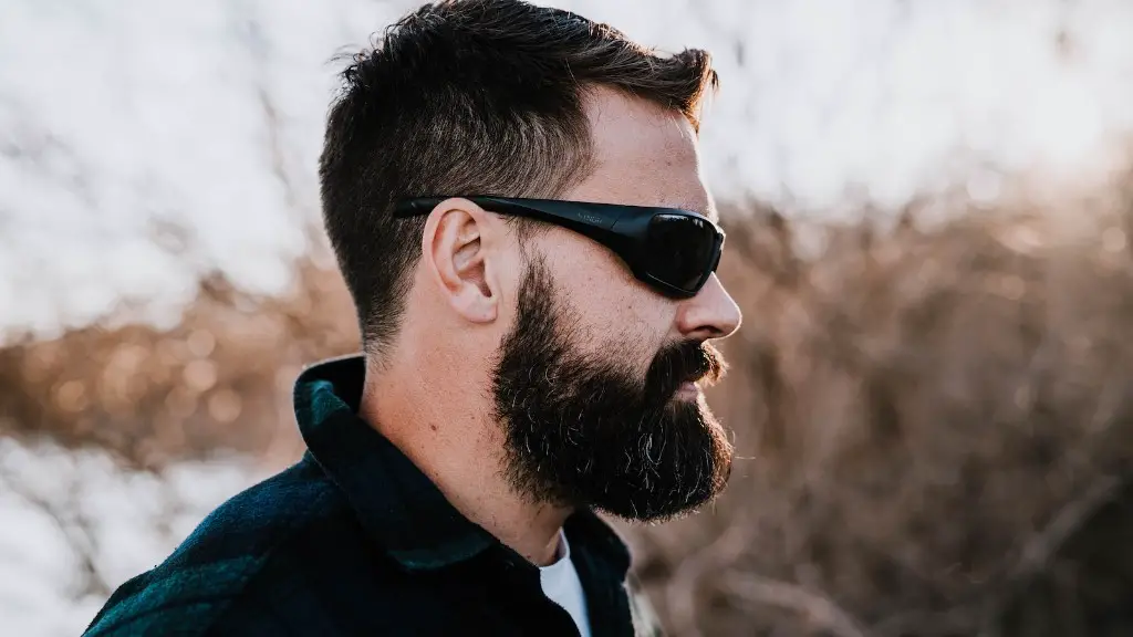 Does combing your beard help it grow?