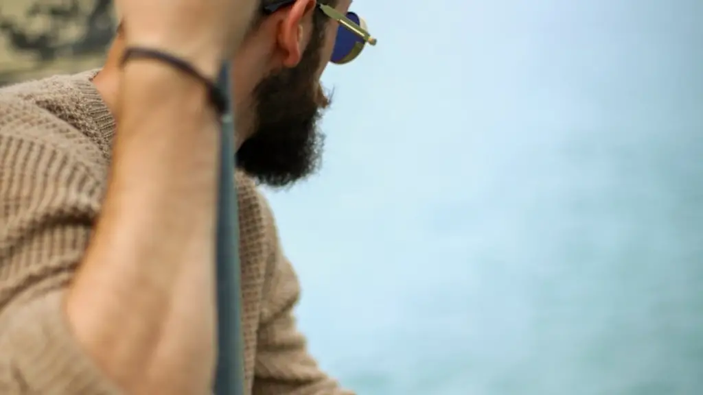 How To Grow Out A Full Beard